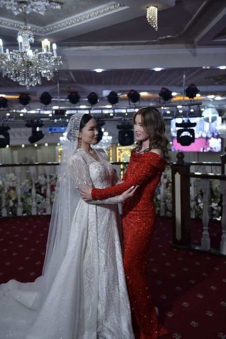 Вечерние платье