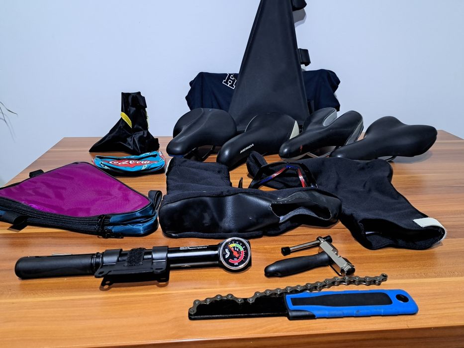 Piese accesorii/ chei bicicletă