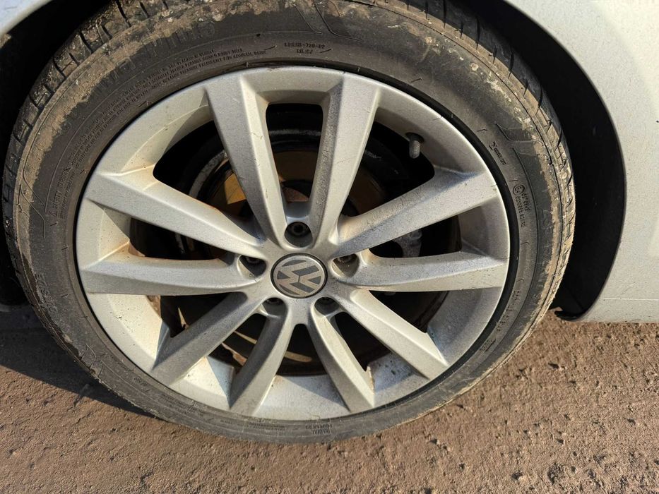 на части Vw Eos Tsi кабриолет 2010 година