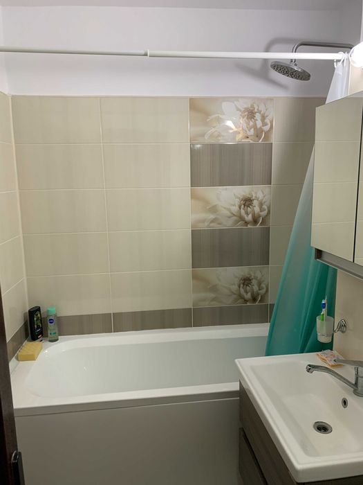 Vanzare apartament 2 camere zona Republicii