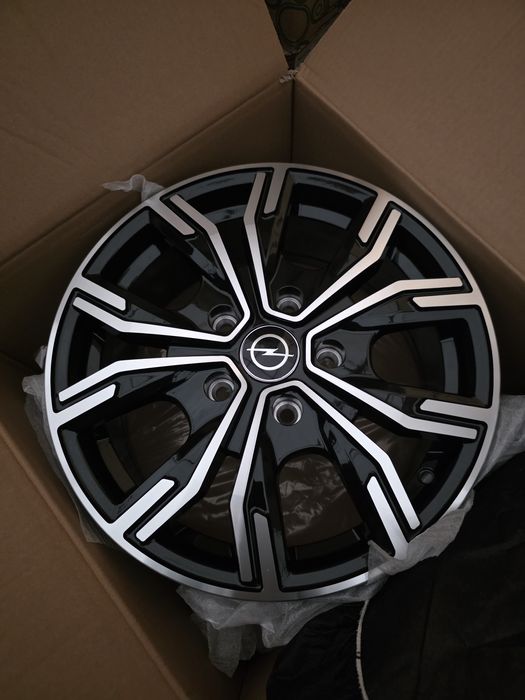 Jante de aliaj pentru Opel vivaro pe 16 marca rc wheels