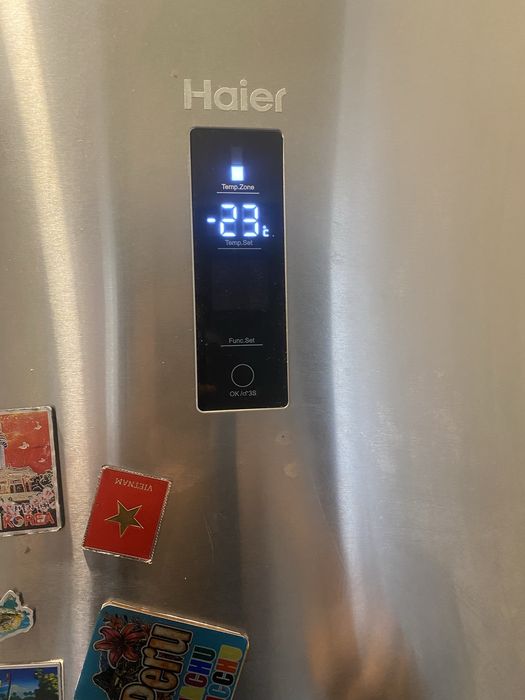Продам холодильник Haier
