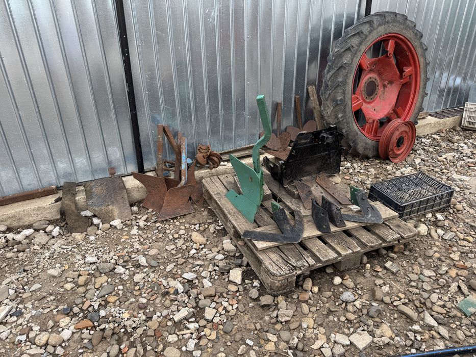 Piese tractor 445