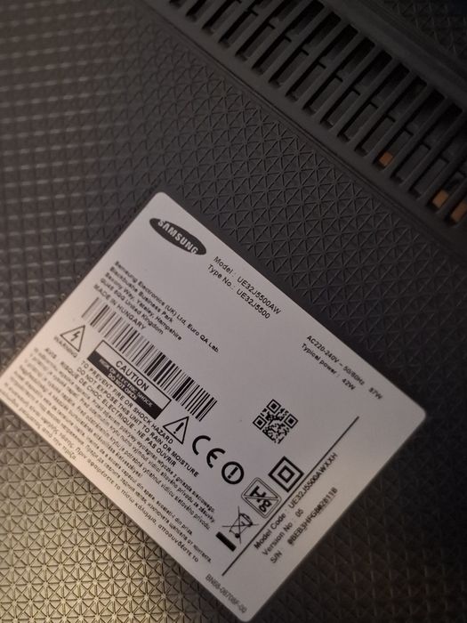 Samsung Smart TV 32" UE32J5500 – defect display