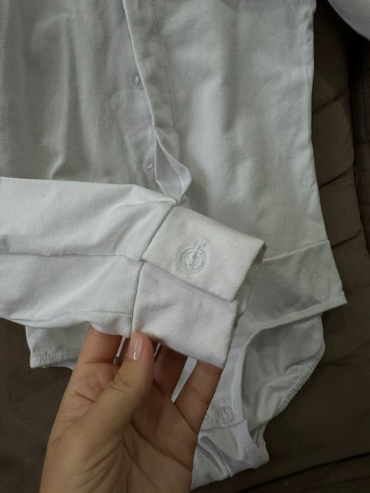 Продам спортивную рубашку для мальчиков