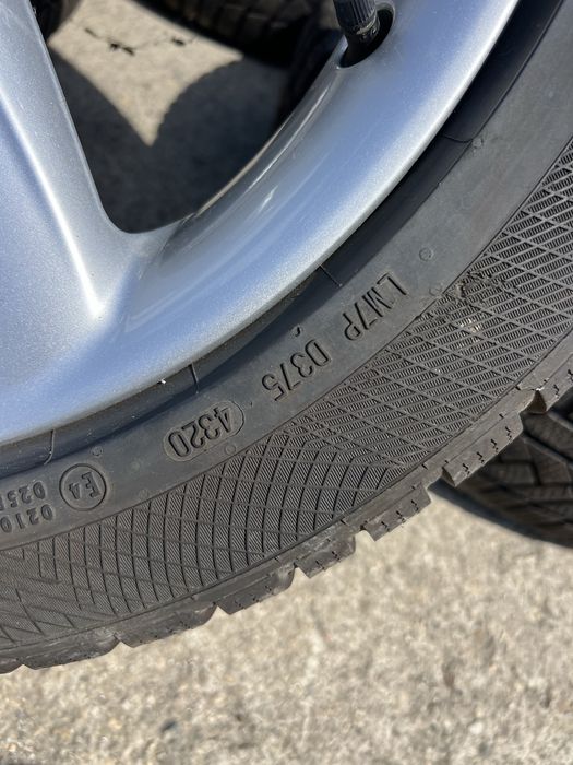 Джанти 17 “ за AUDI със зимни гуми Continental  DOT20. 7 мм грайфер