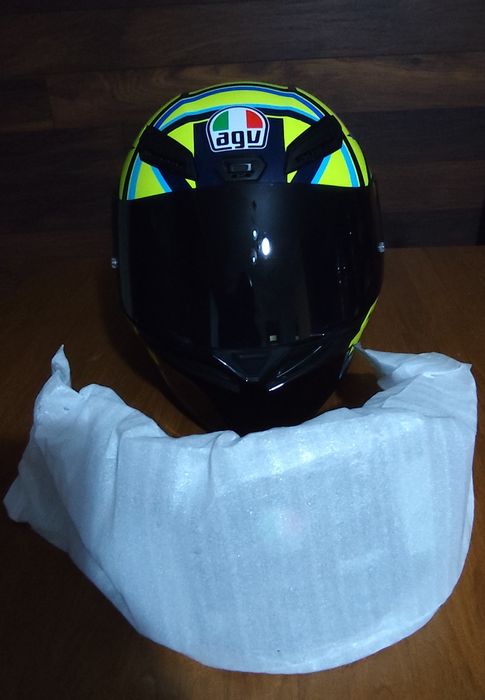 Продавам каска Agv K1 Soleluna