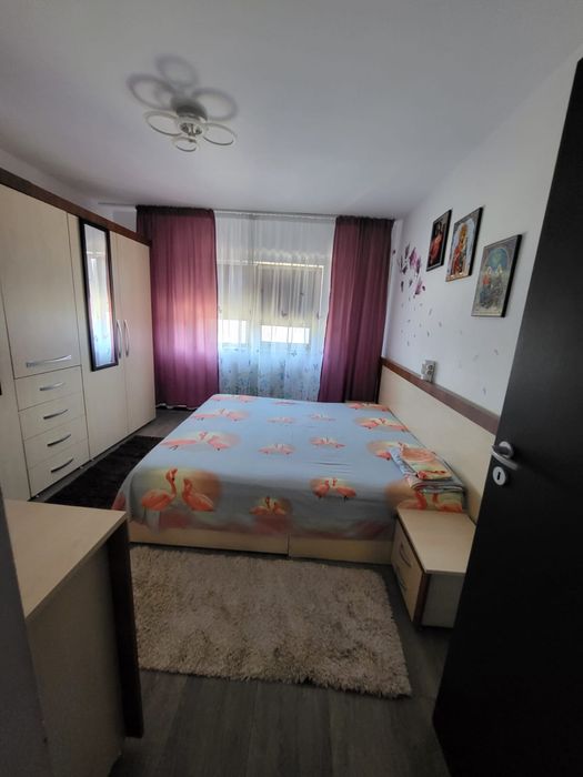 Apartament 3 camere  (sau vanzare)