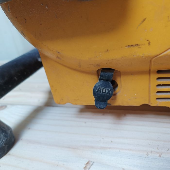 Radio șantier dewalt