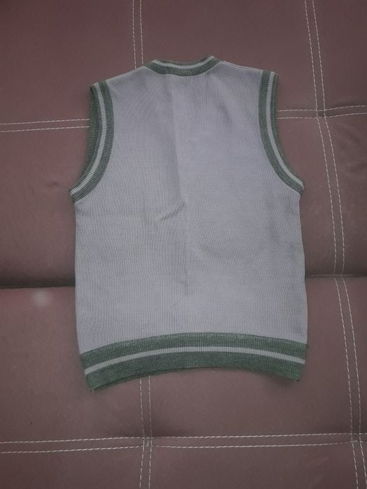 жилетки , полувер