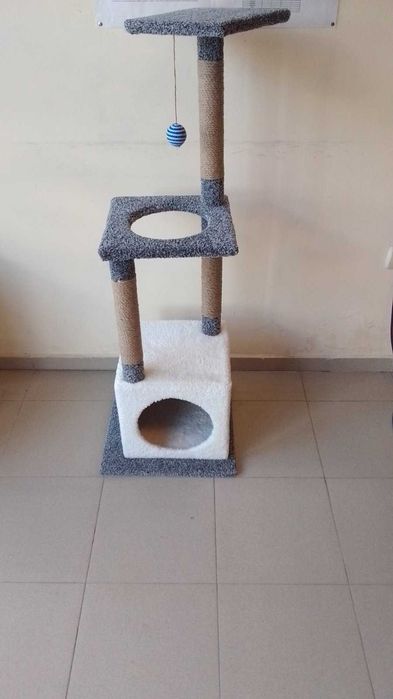 Катерушка с къщичка и височина 113-114 см