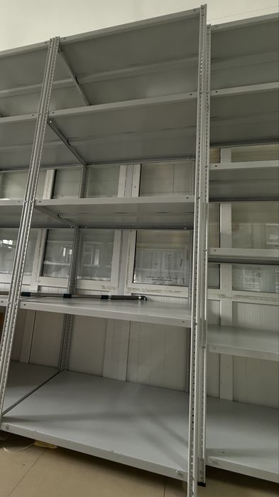 Стеллаж полки для  магазин