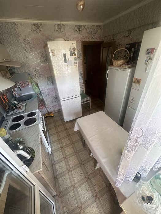 Продам 2 х комнатную квартиру в район Пристани !