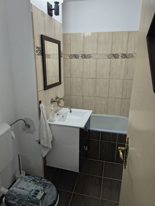 Apartament 3 camere str Banat