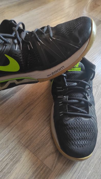 Маратонки NIKE REAX