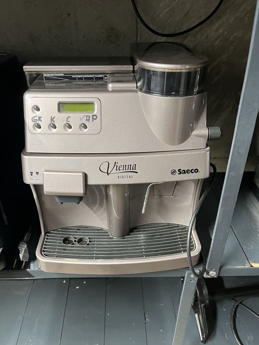 Vand aparat de cafea saeco