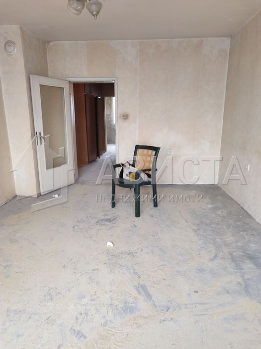 Продава се Тристаен апартамент в София, Света Троица - 103 кв.м за 1535 €/кв.м - Снимка #9