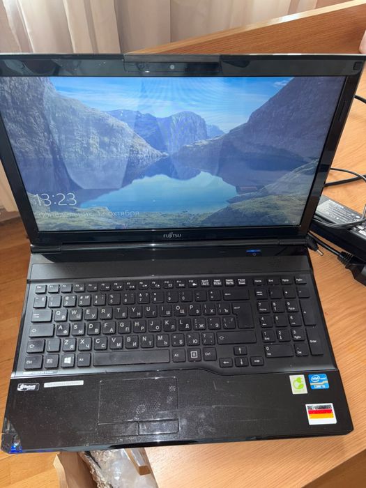Fujitsu ноутбук. ПРОДАМ СРОЧНО!!