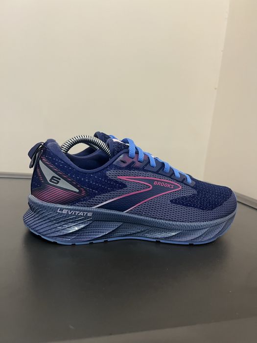 Оригинални маратонки Brooks 39 номер