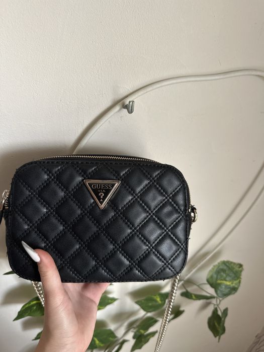 оригинална чанта guess