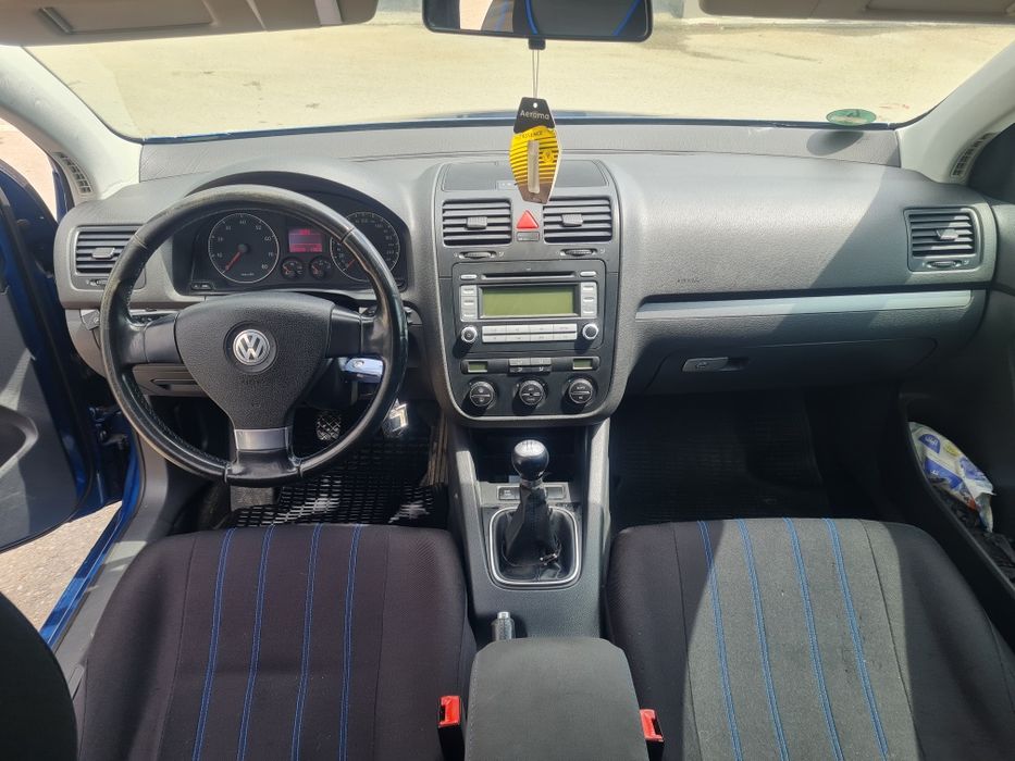 GOLF 5  1.6 mpi pe GPL