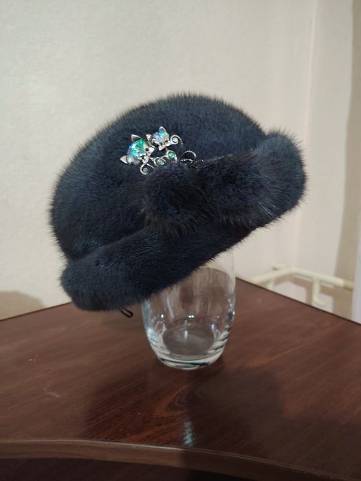 Продам норковую шапку