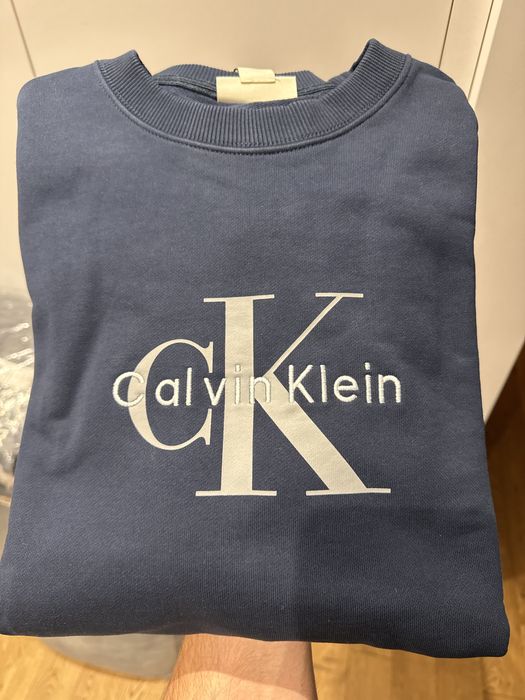 Pulover Calvin Klein M nou