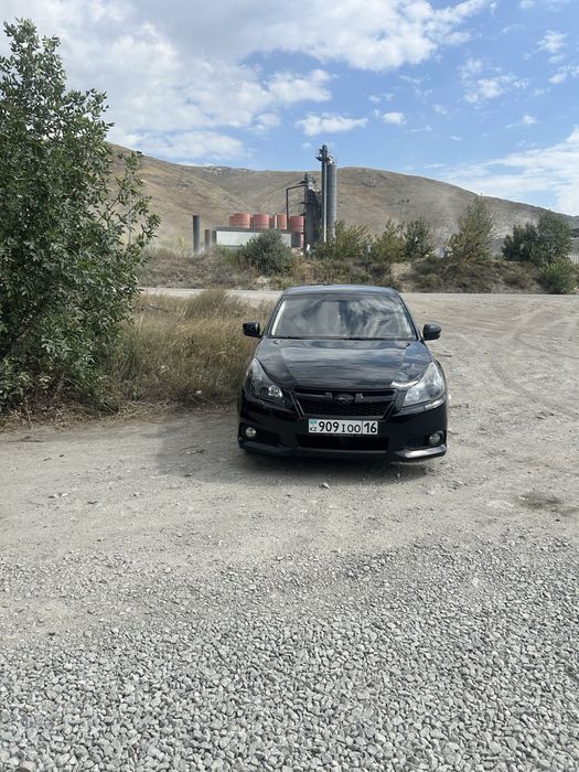 Субару легаси …………