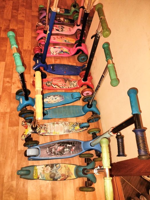 Продам самокаты по 2500