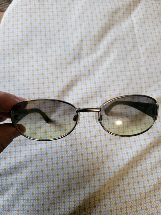 Продавам слънчеви очила Carolina Carrera