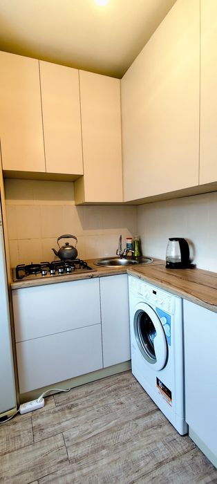 1 ком пр- т Абая 9