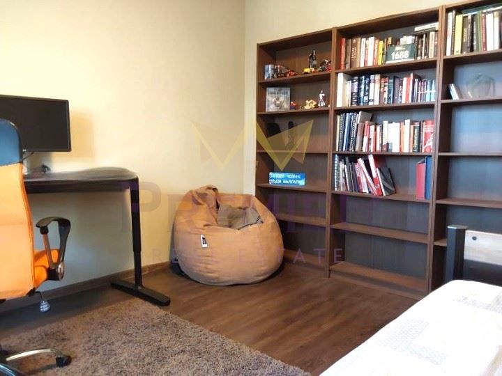 Продава се Двустаен апартамент в София, Дружба 2 - 64 кв.м за 2188 €/кв.м - Снимка #8