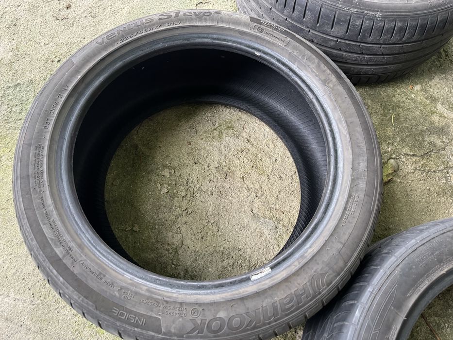 Set 4 Anvelope 225/45 ZR17 – (2x Hankook + 2x Superia) – 94W Extra Load