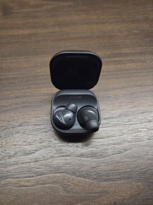 Продаю наушники galaxy buds 2 pro