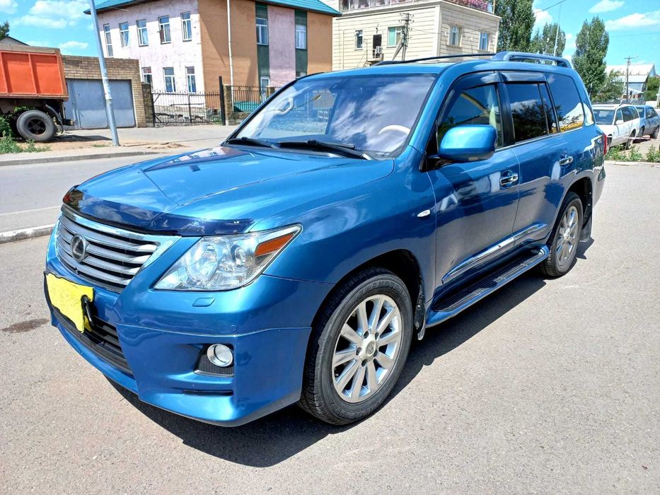 Продам LEXUS LX570