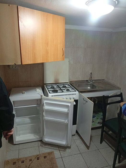 Închiriez chirie la casa