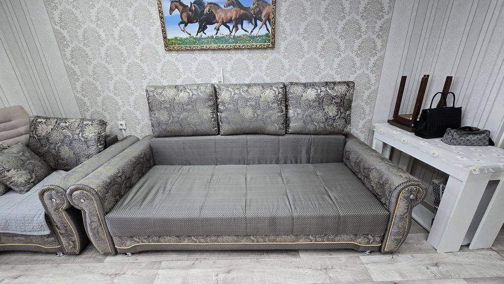 Продам Диван с Креслом