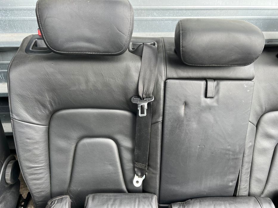 Салон Ауди AUDI A4 B8 черен кожа обикновен ном 209