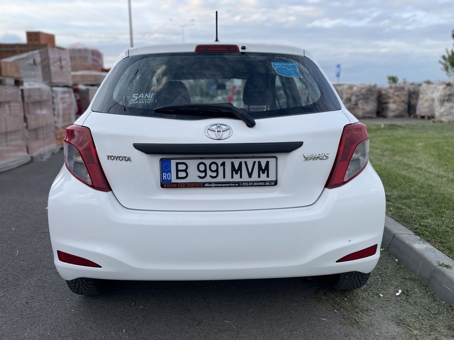 TOYOTA Yaris 2014 — imagine 3
