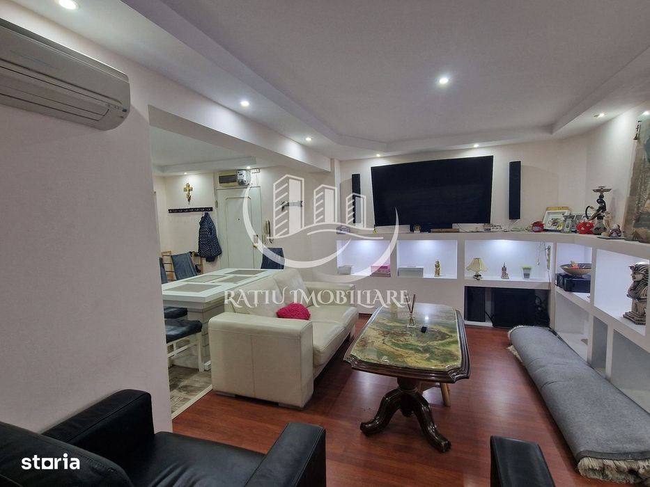 Apartament cu 3 camere | Ascensor | Rogerius | Oradea