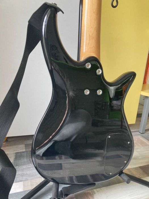 Бас китара (лява ръка) Crafter