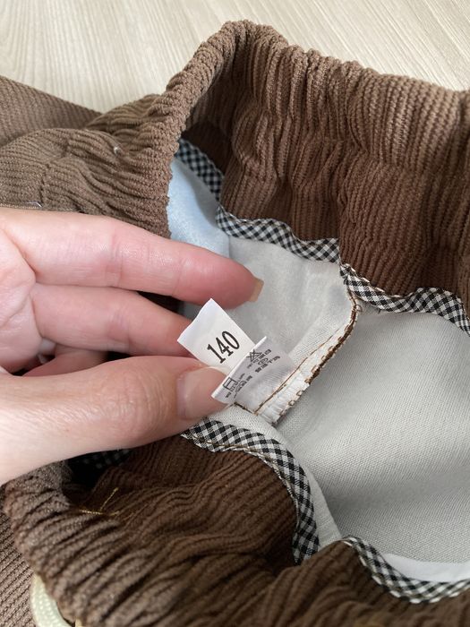 Продам вельветовые брюки для девочки
