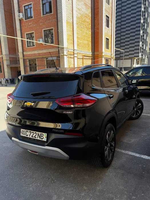 Услуги водителя на своей машине представительского класса