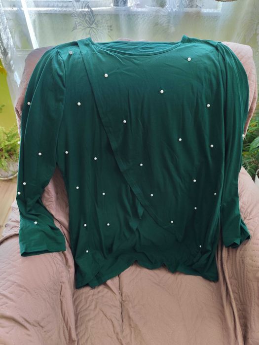 Тъмно зелена дамска блуза с бели перлички ХХЛ