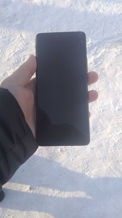 Продам телефон Xiomi Lite 13