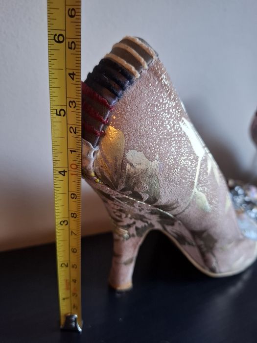 Pantofi Irregular Choice