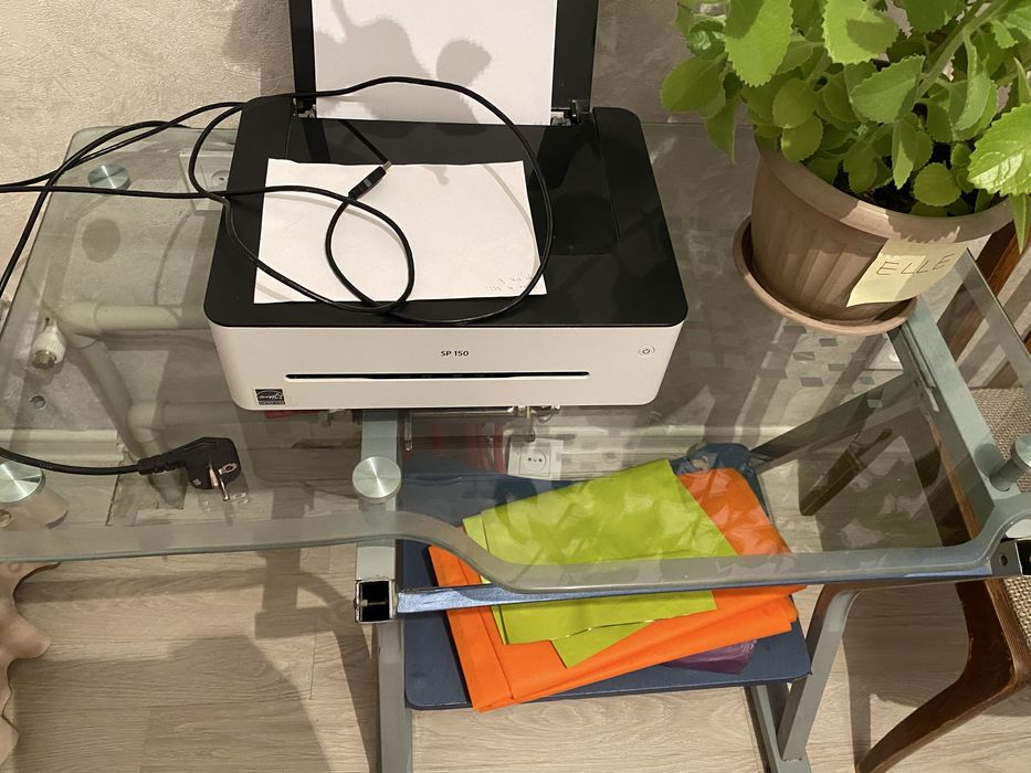 Компьютерный столик