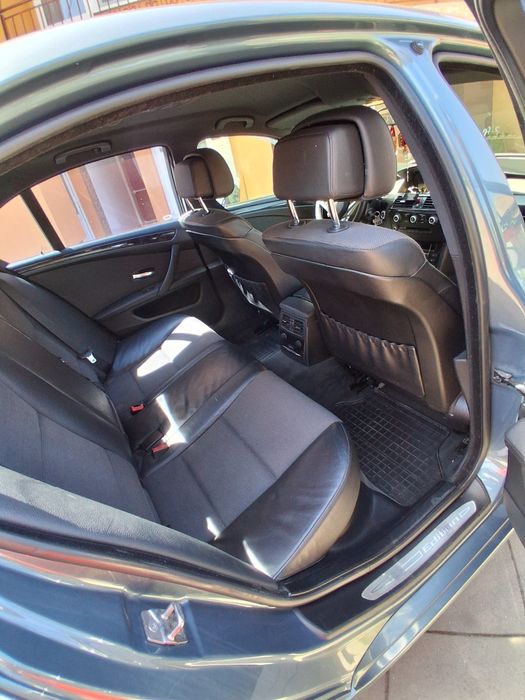 Bmw seria5 albastru