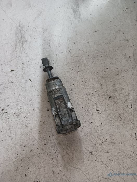 Butuc Usa Stanga Fata Seat Toledo Iv (Kg3) [ 2012 - > ] Oem 5Ja837167