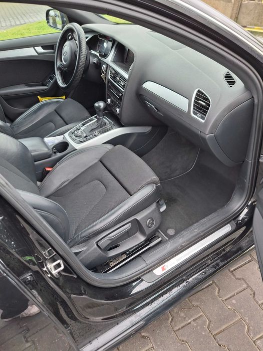 Audi A4 variant S Line 2015 140 CP 207.000 km negru perlat E6